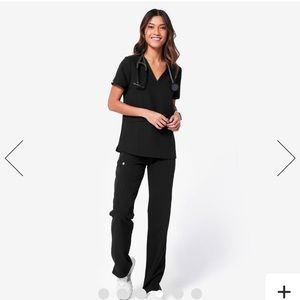 Black Figs Scrubs Set
